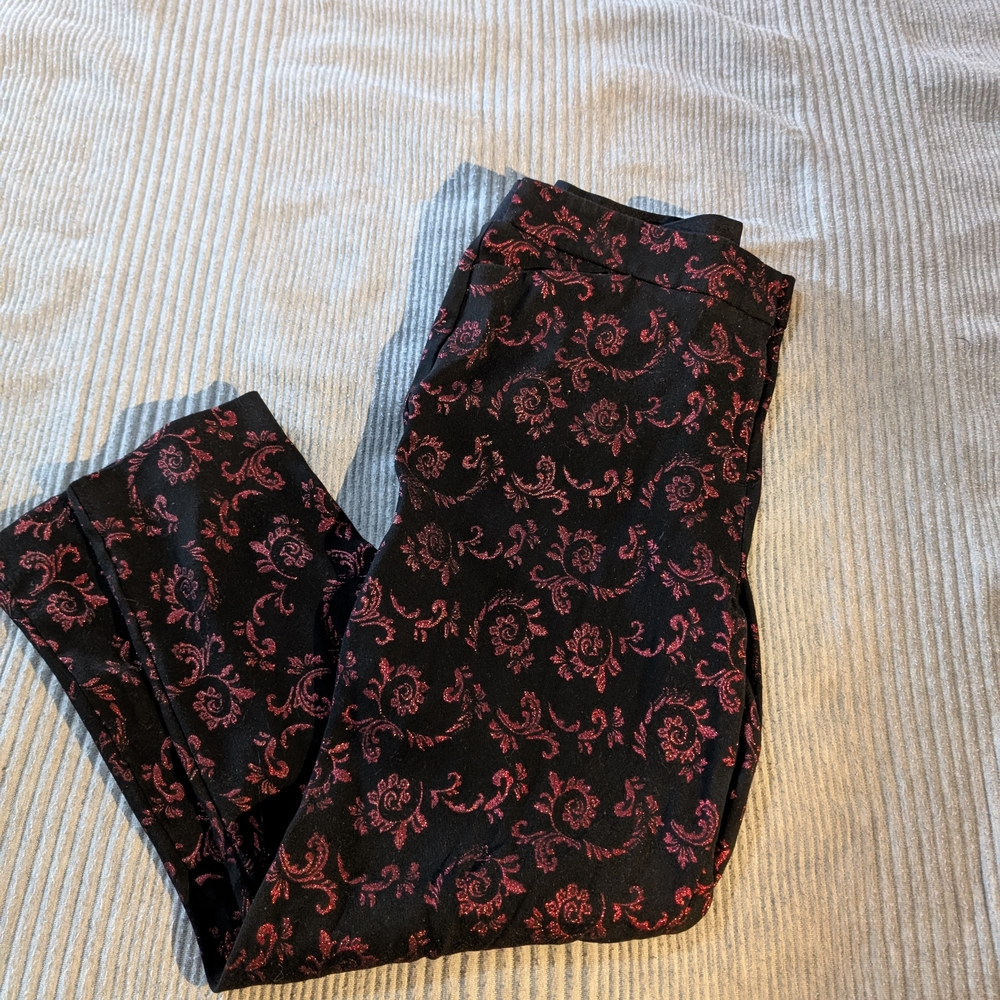 Liz Claiborne Black and Red Patterned Pants